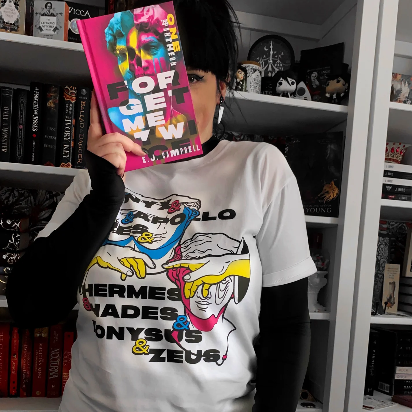 Forget Me Twice Special Edition Hardcover - Image 3